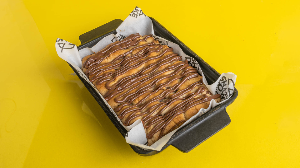 GOOEY CHOC CHIP